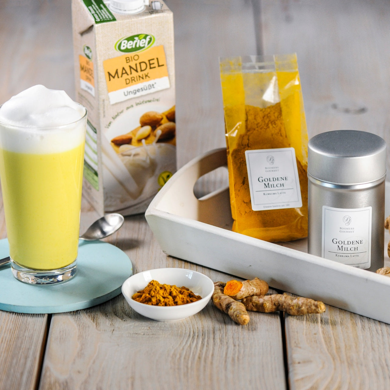 Goldene Milch