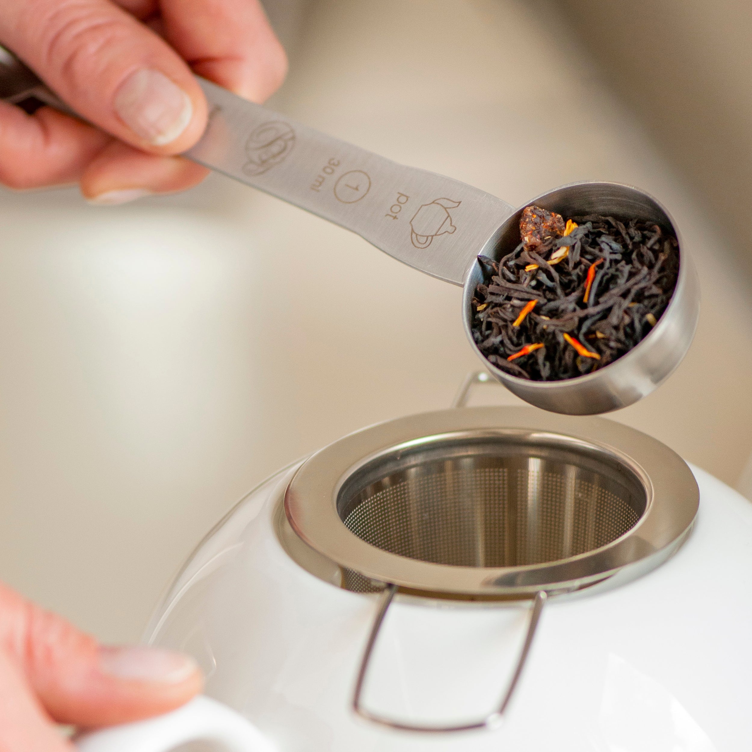 Eistee mit Earl Grey, frisch und herb