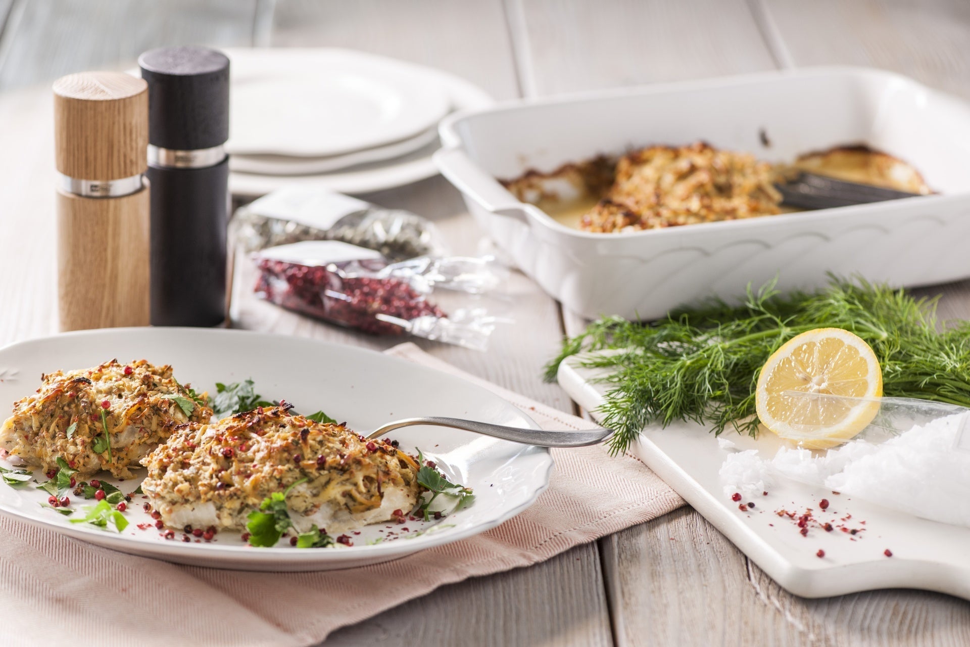 Fischfilet mit Apfel-Meerrettich-Kruste und Senfkörnern