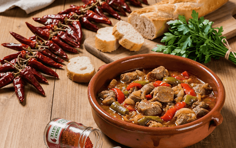 Axoa de Veau – baskisches Kalbsragout aus Espelette